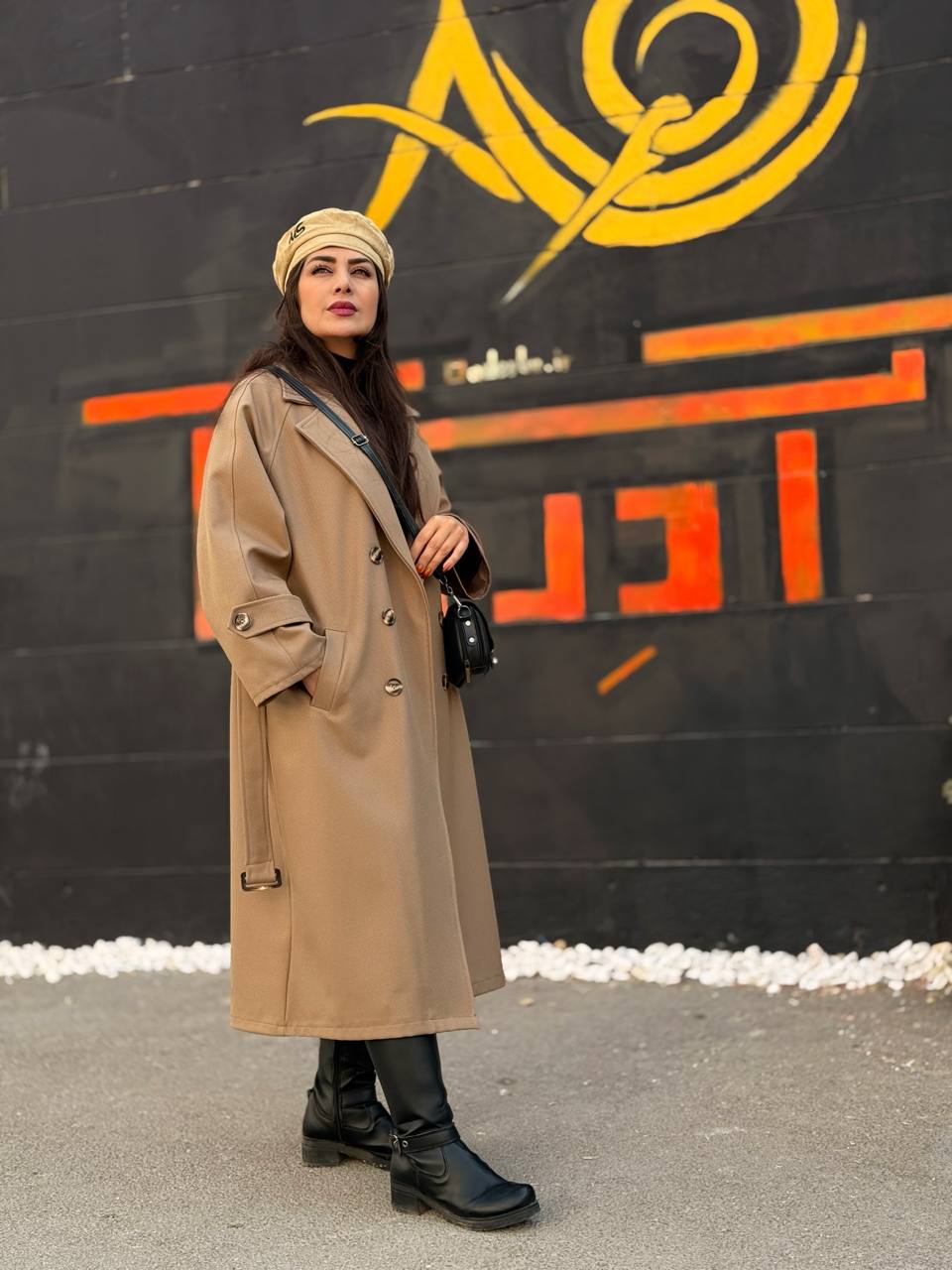 ترنچ کت بلند